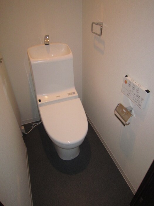 物件内観写真10　(トイレ)