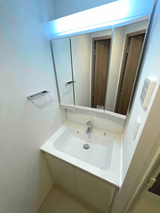 物件内観写真10　(洗面)