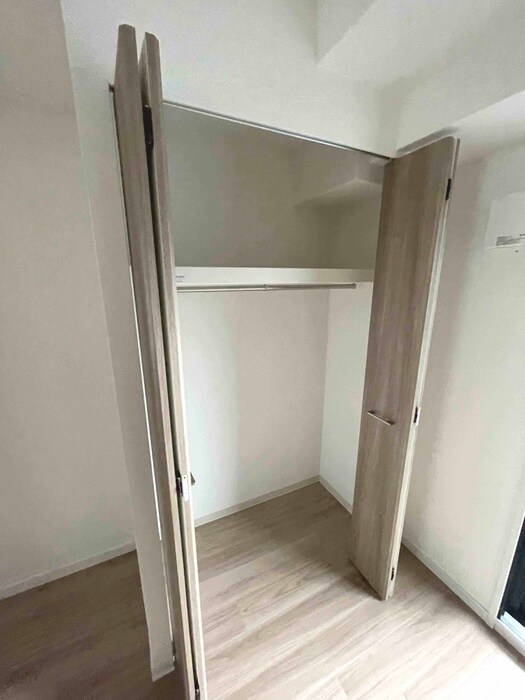 物件内観写真12　(収納)