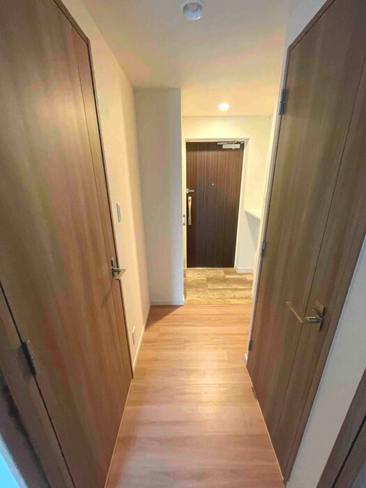 物件内観写真15　(廊下)