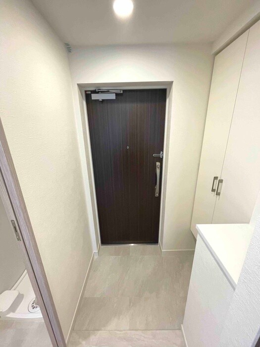 物件内観写真17　(玄関)