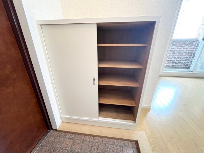 物件内観写真20　(靴箱)