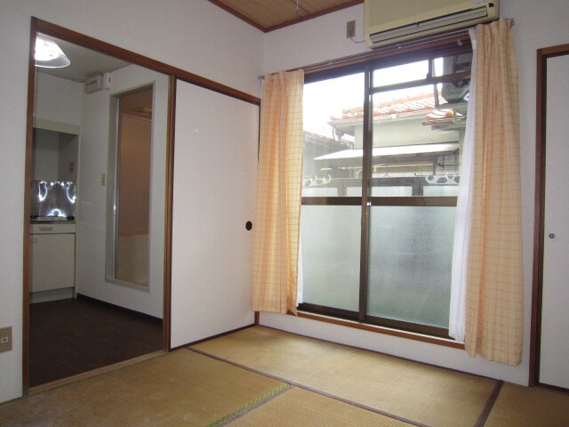 物件内観写真11　(居室)