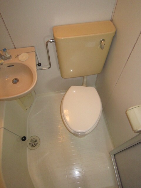 物件内観写真14　(トイレ)