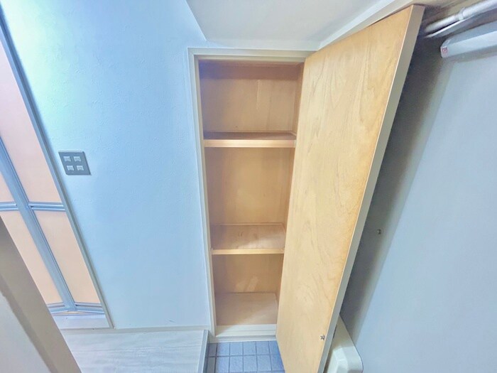 物件内観写真15　(靴箱)