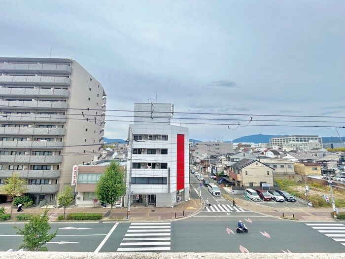 物件内観写真22　(室内からの展望)