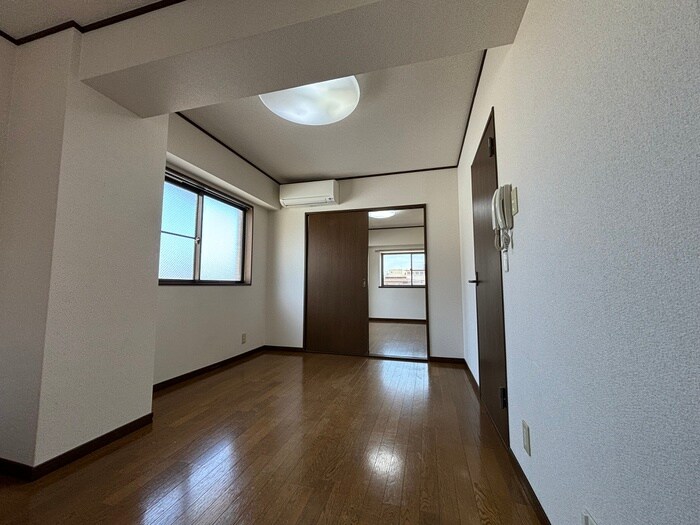 物件内観写真19　(居室)