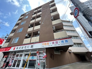 Ｆｏｕｒ　Ｓｅｖｅｎ八条口外観写真