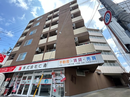 Ｆｏｕｒ　Ｓｅｖｅｎ八条口外観写真