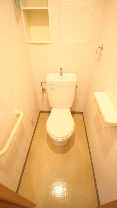 物件内観写真10　(トイレ)