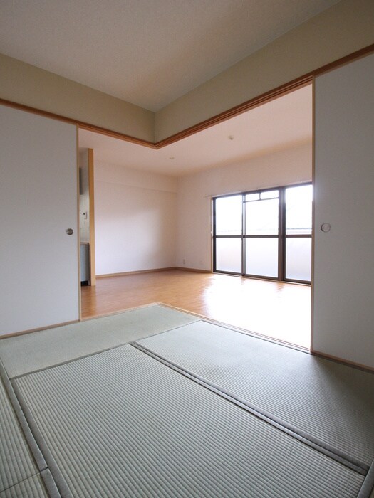 物件内観写真11　(居室)