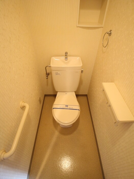 物件内観写真18　(トイレ)