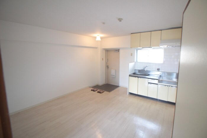 物件内観写真7　(居室)