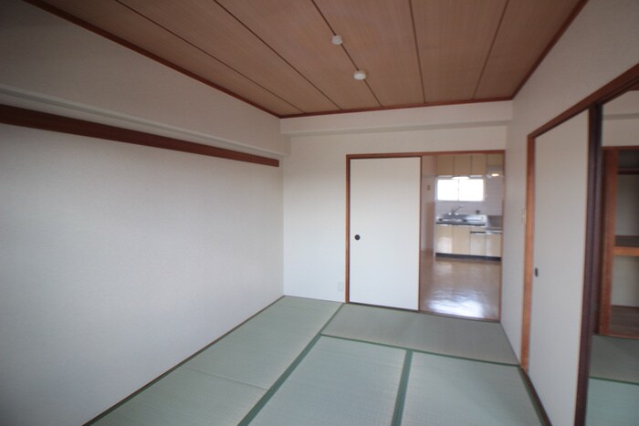 物件内観写真12　(居室)