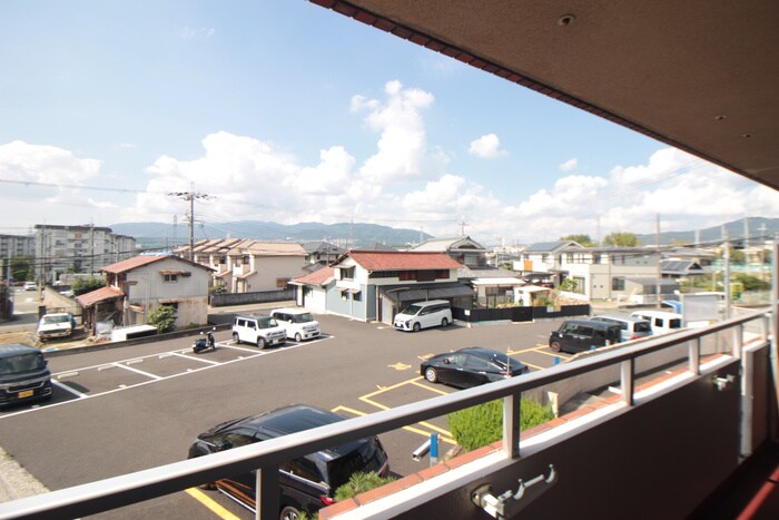 物件内観写真20　(室内からの展望)