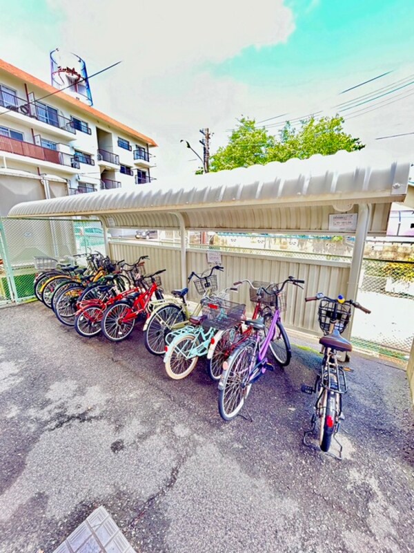 駐輪場