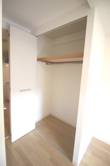 物件内観写真13　(収納)