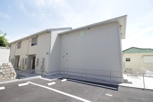 クローバー富士５号館外観写真