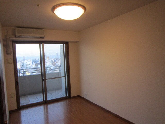 物件内観写真12　(居室)