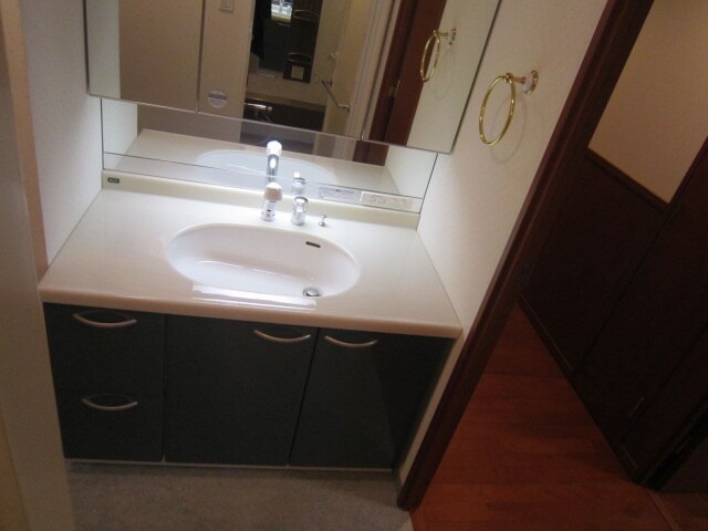 物件内観写真16　(洗面)