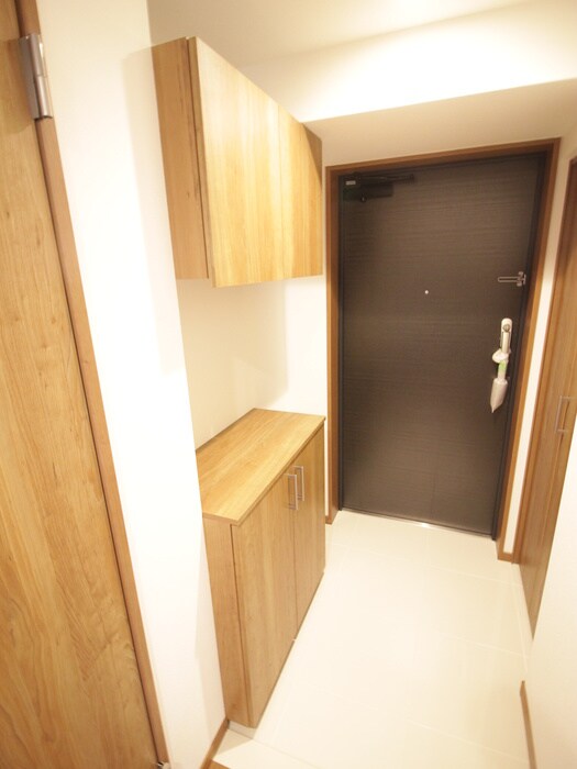 物件内観写真21　(玄関)