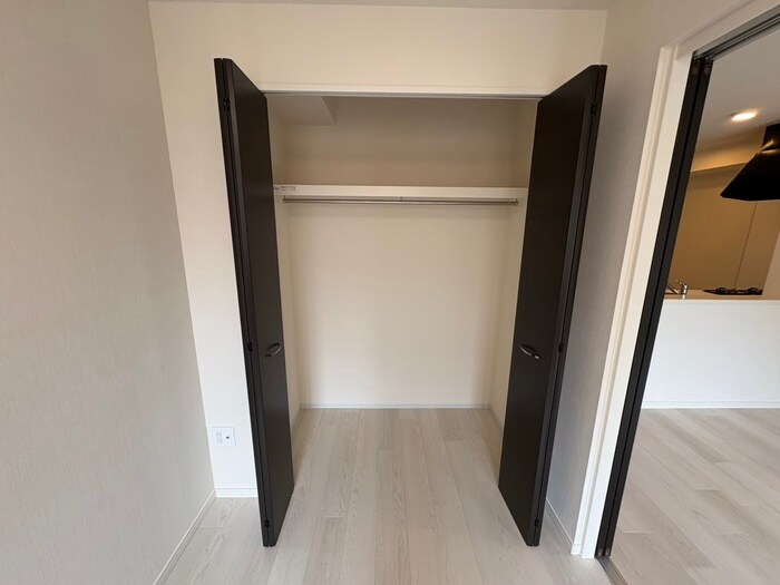 物件内観写真16　(収納)