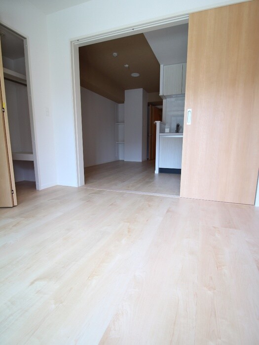 物件内観写真13　(居室)