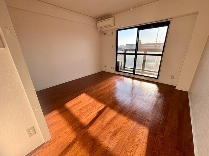 物件内観写真13　(居室)