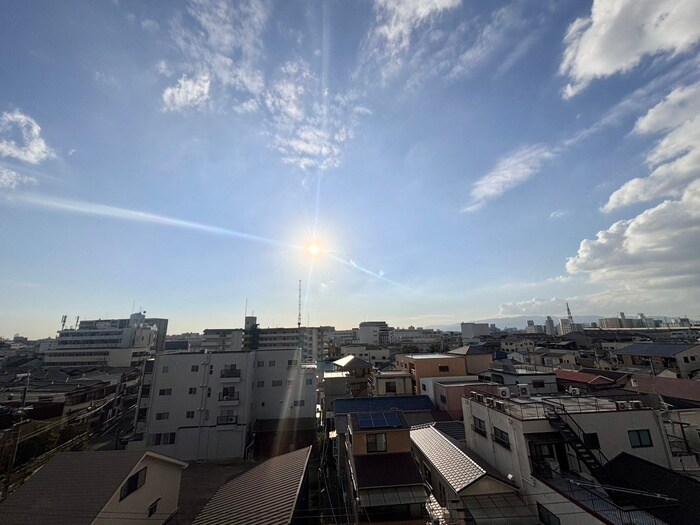 物件内観写真15　(室内からの展望)