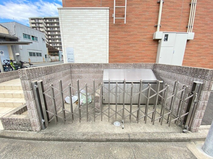 物件外観写真5　(建物設備)