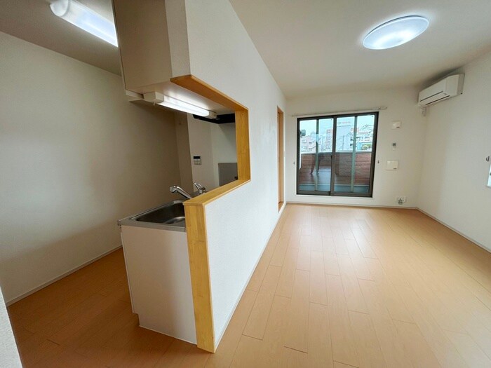 物件内観写真10　(内観写真)