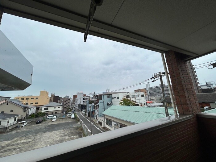 物件内観写真21　(室内からの展望)