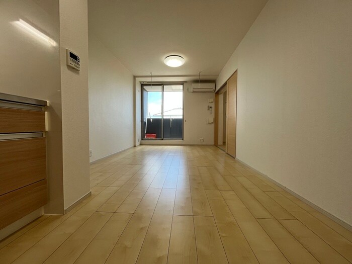 物件内観写真13　(居室)