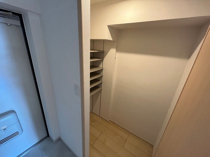 物件内観写真16　(靴箱)