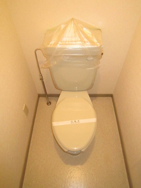 物件内観写真11　(トイレ)