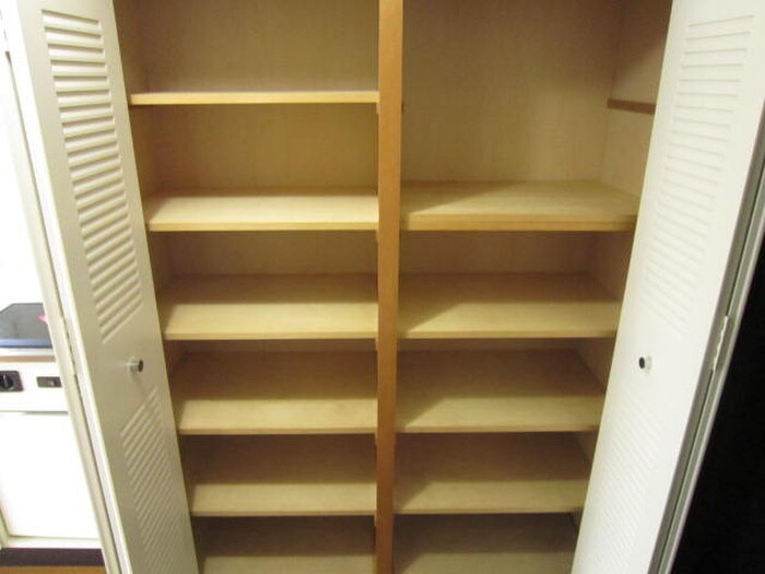 物件内観写真6　(収納)