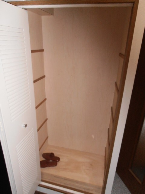 物件内観写真12　(収納)