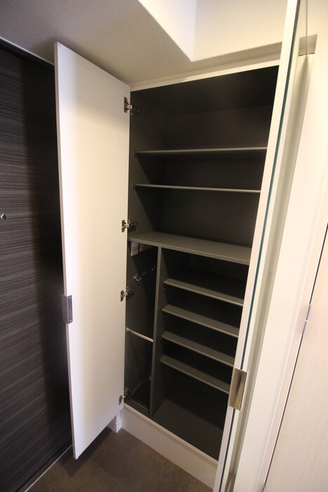 物件内観写真18　(靴箱)