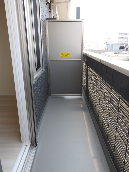 物件内観写真15　(ベランダ・バルコニー)