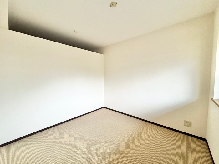 物件内観写真11　(居室)