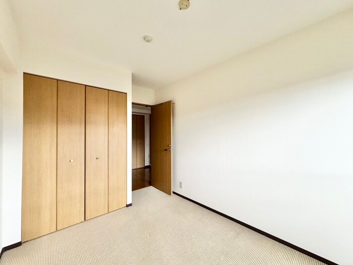 物件内観写真12　(居室)