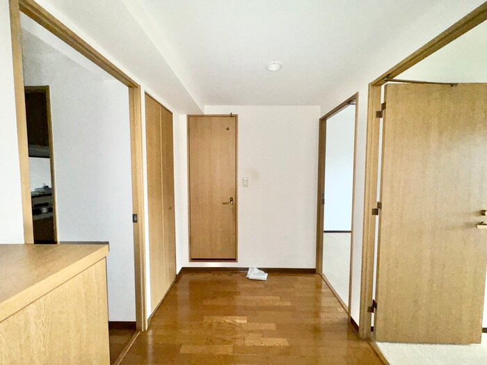 物件内観写真15　(廊下)