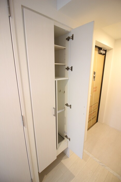 物件内観写真15　(靴箱)