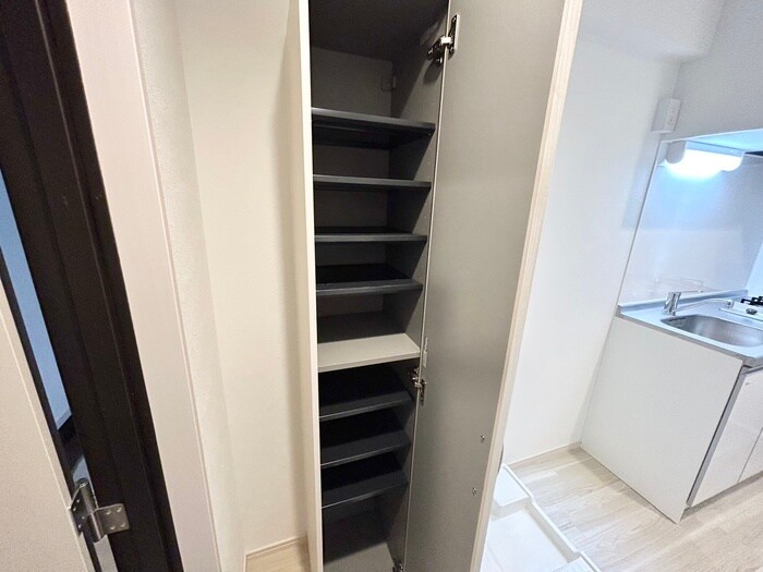 物件内観写真14　(靴箱)