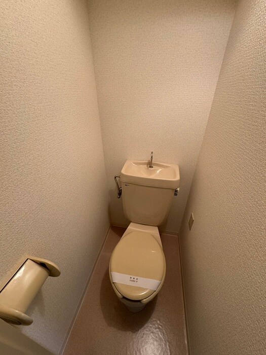 物件内観写真11　(トイレ)