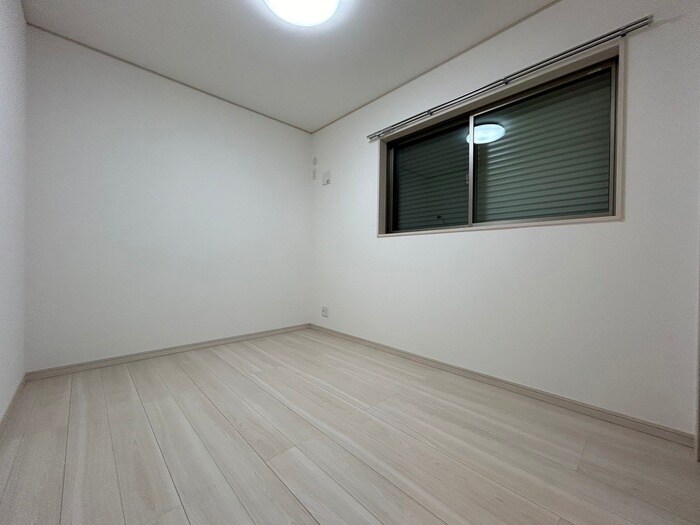 物件内観写真9　(居室)