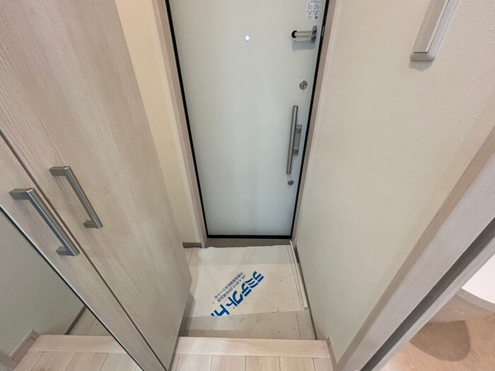 物件内観写真17　(玄関)