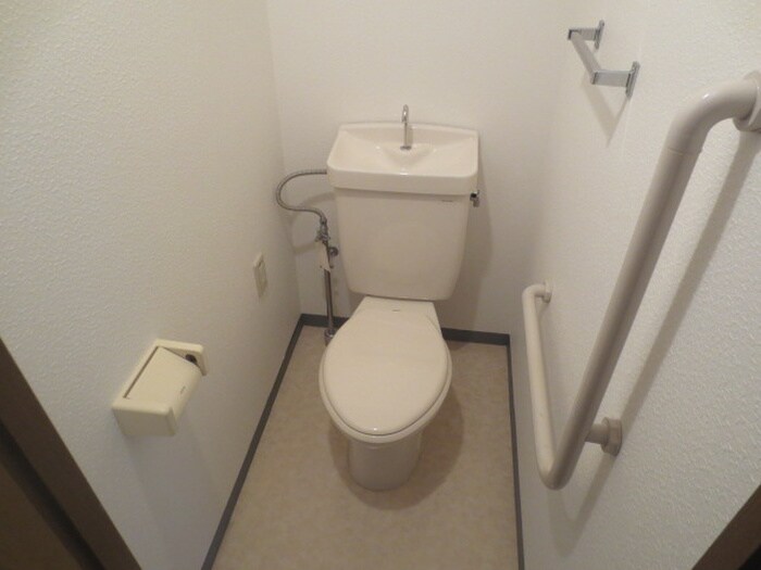 物件内観写真13　(トイレ)