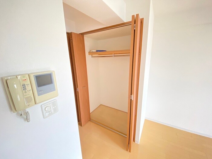 物件内観写真15　(収納)