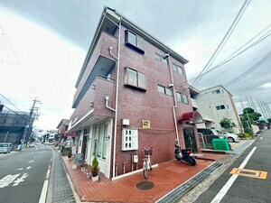 グランスカイマンション外観写真